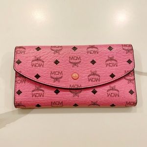 MCM Wallet